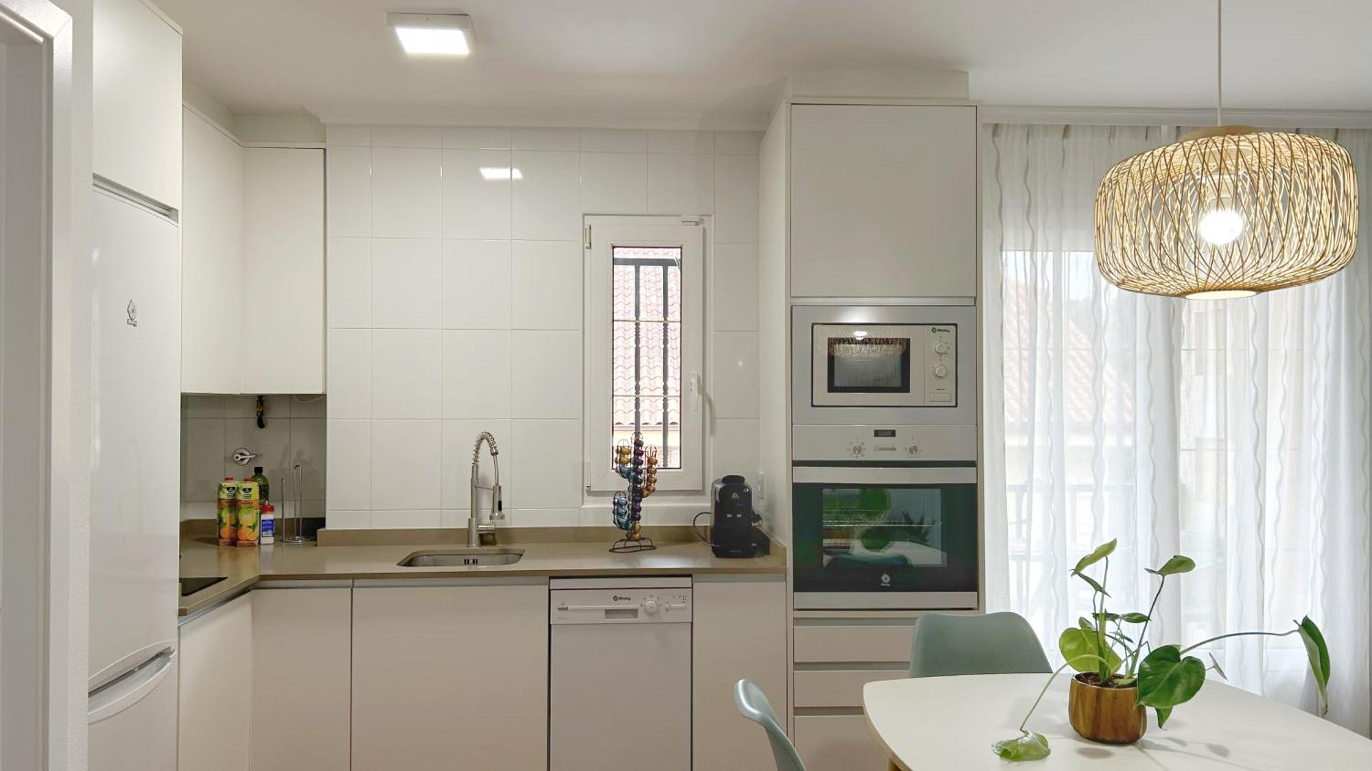Comillas Bº Casasola - Residencial Lagos Azules - Netflix, Prime, Wifi & Free Indoor Parking Εξωτερικό φωτογραφία